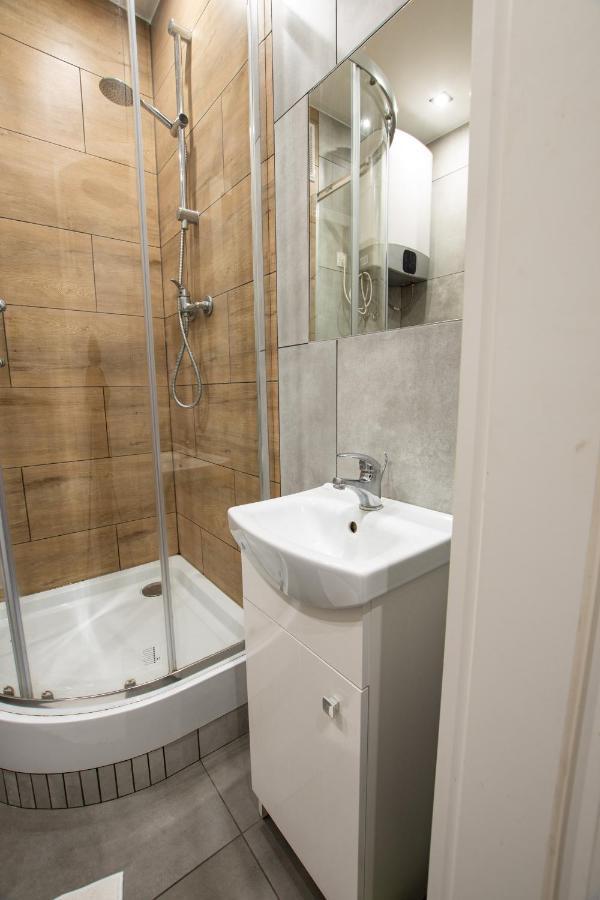 Apartament Estakada 2 Częstochowa Buitenkant foto
