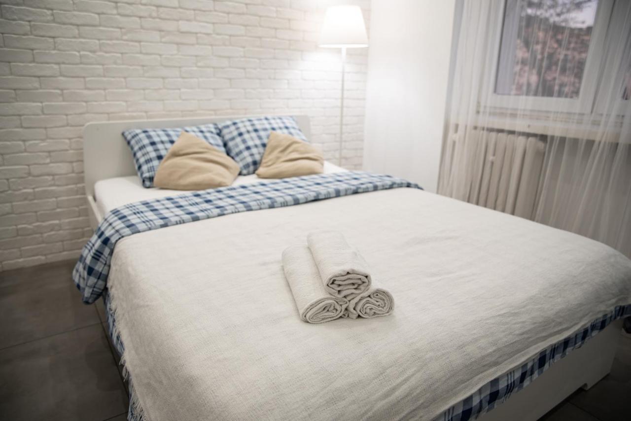 Apartament Estakada 2 Częstochowa Buitenkant foto